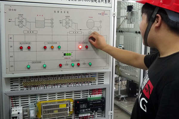 樓宇智能化係統安裝與調試需要專業化人才！(圖1)